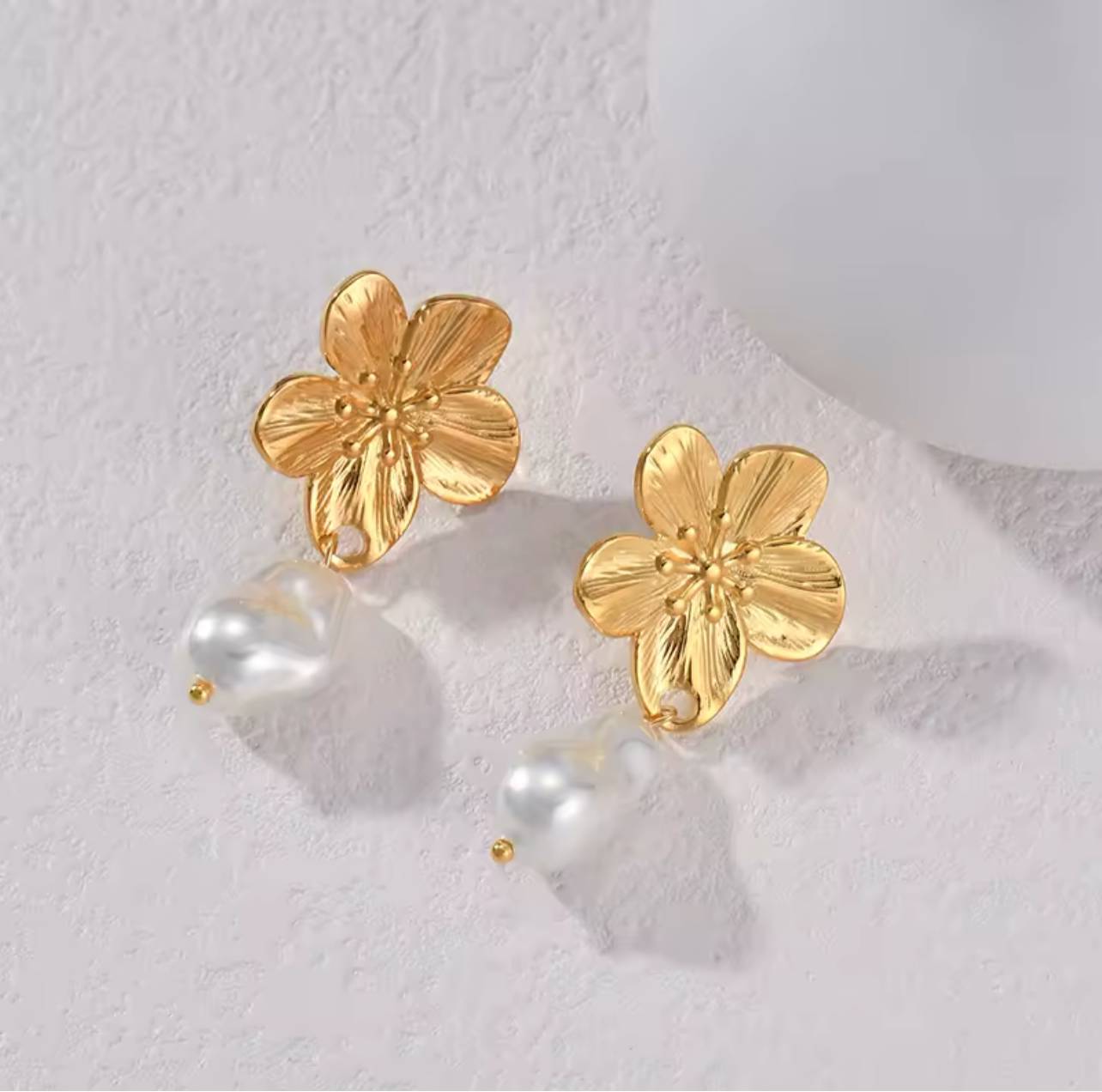 Hawaii Flower Pearl Drop ST Earrings