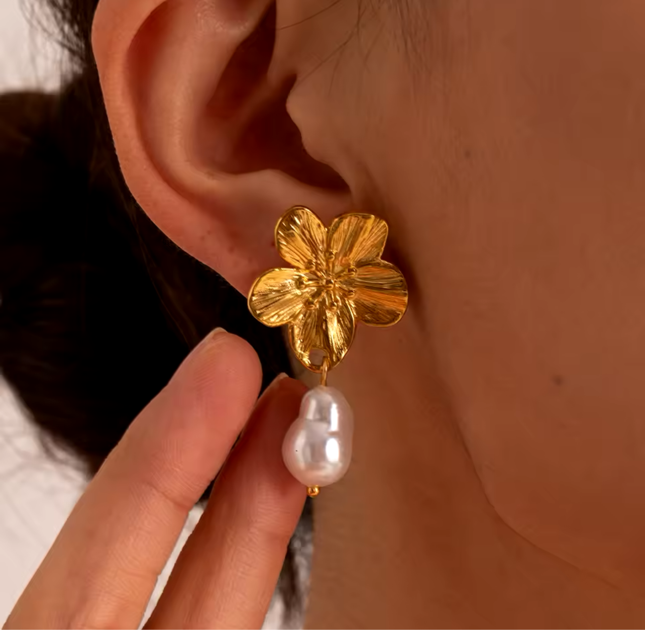 Hawaii Flower Pearl Drop ST Earrings